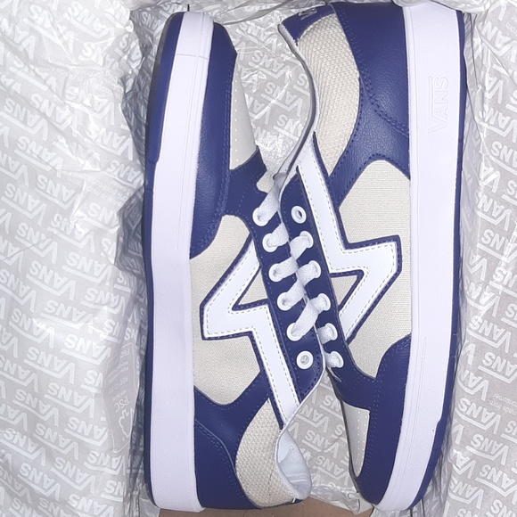 Vans Lowland Comfy Cush *NWT in Box* - Picture 9 of 11